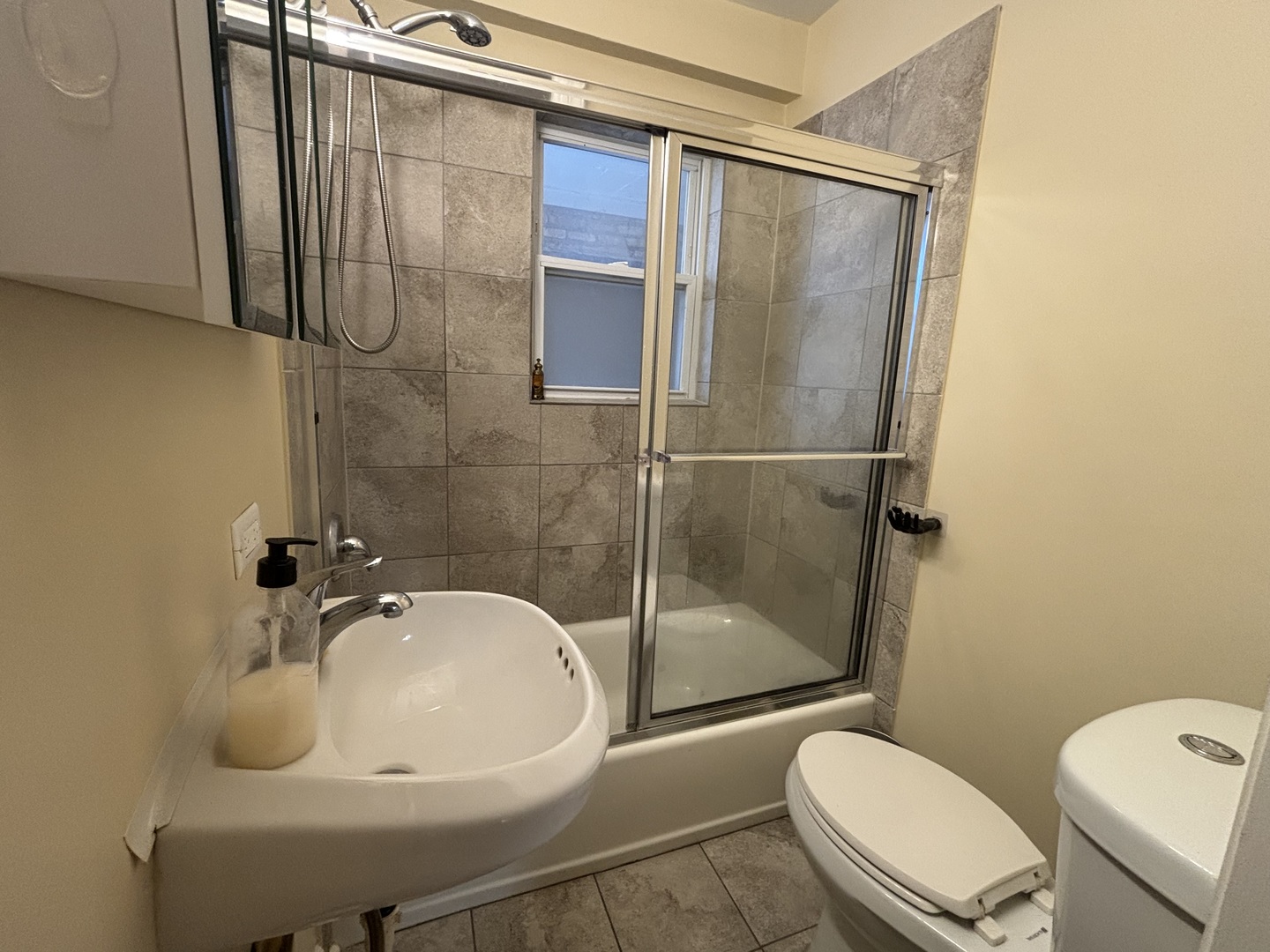 1705 Simpson Street 2f Property Photo 11