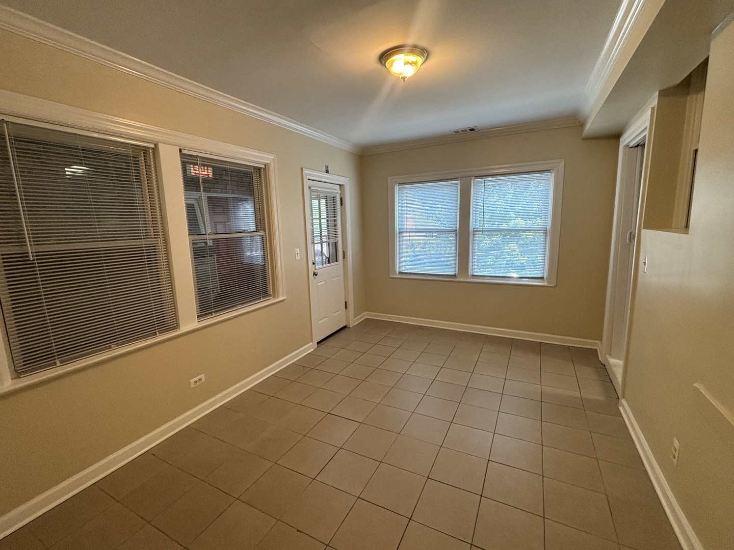 1705 Simpson Street 2f Property Photo 12