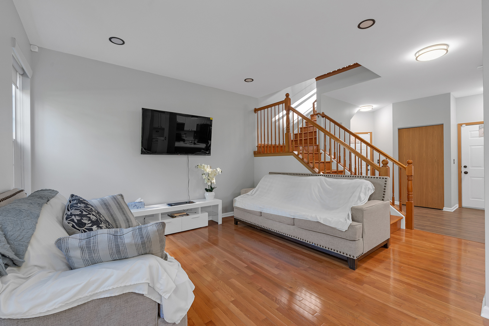 158 N Palmer Drive Property Photo 3