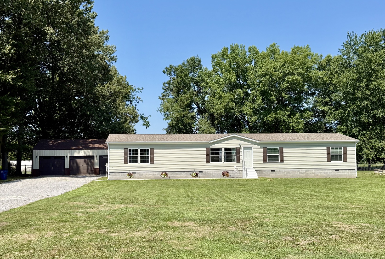 1709 Odle Road Property Photo 1
