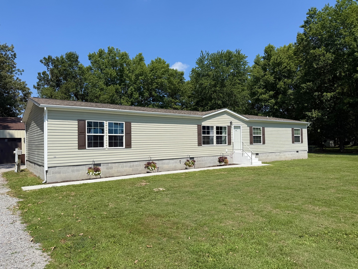 1709 Odle Road Property Photo 3