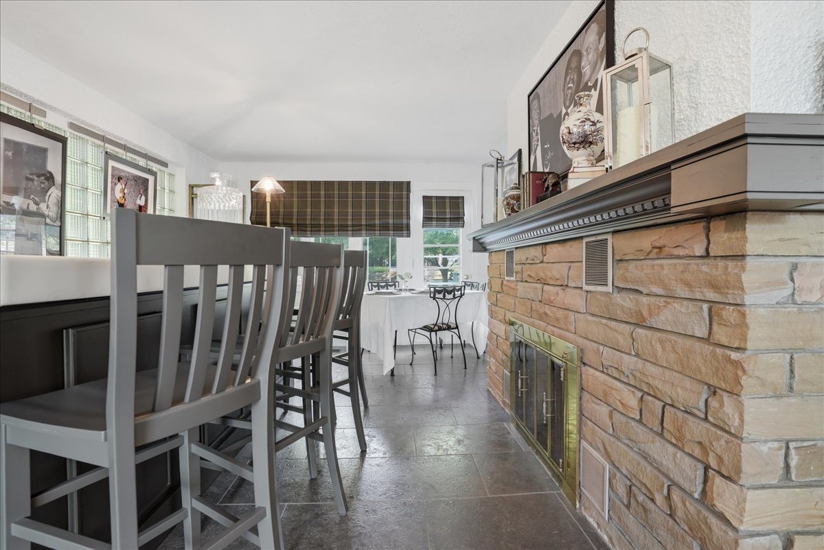 1116 E Monroe Street Property Photo 22