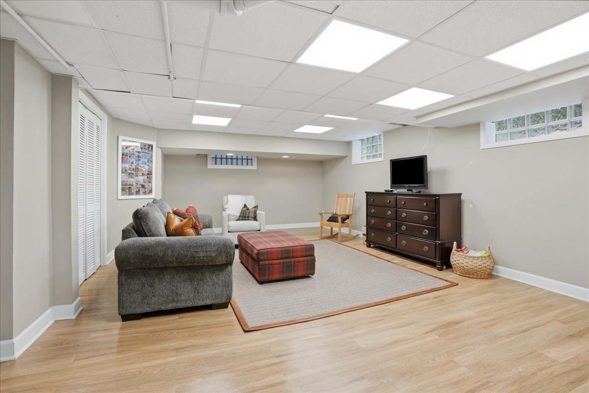 1116 E Monroe Street Property Photo 49