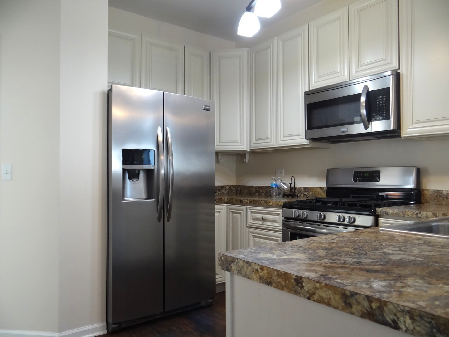 2818 Alameda Court Property Photo 6
