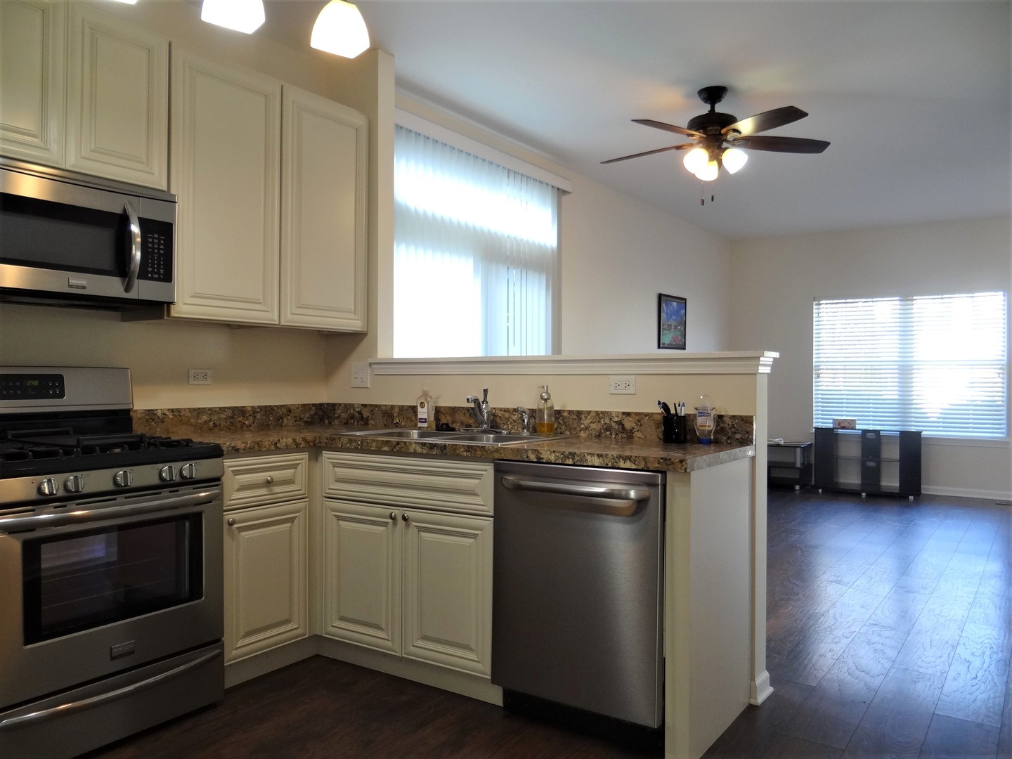 2818 Alameda Court Property Photo 7