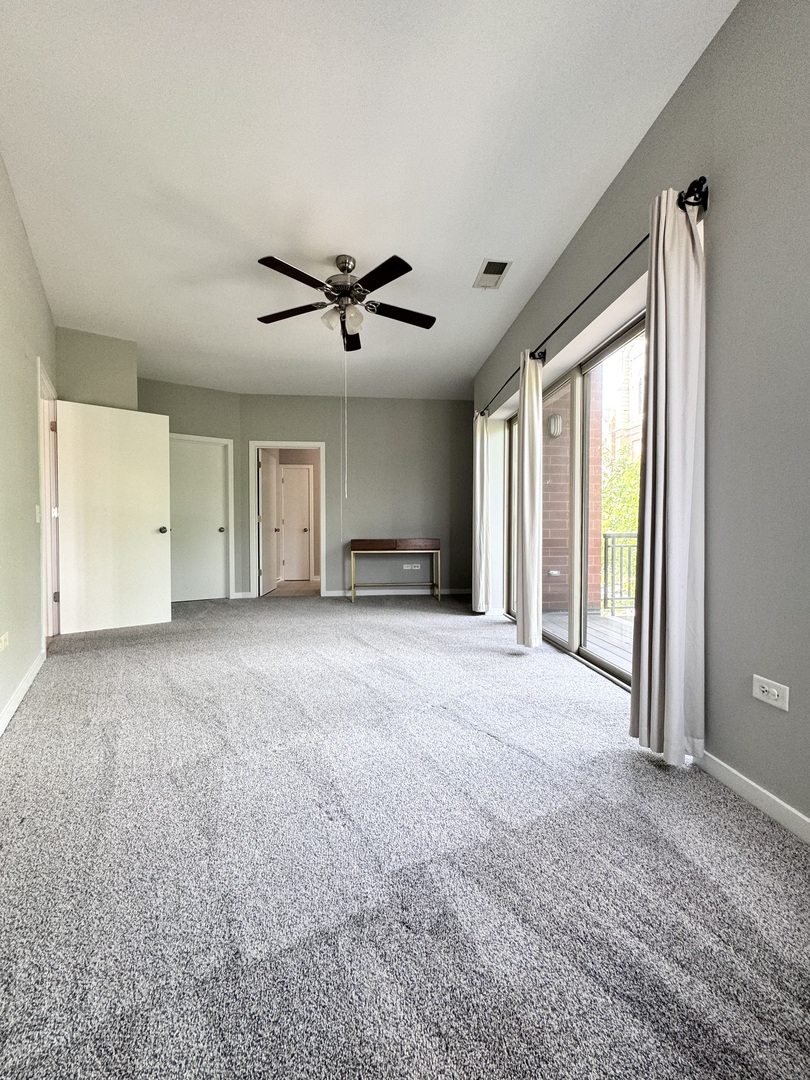 1075 W Roosevelt Road 305 Property Photo 20