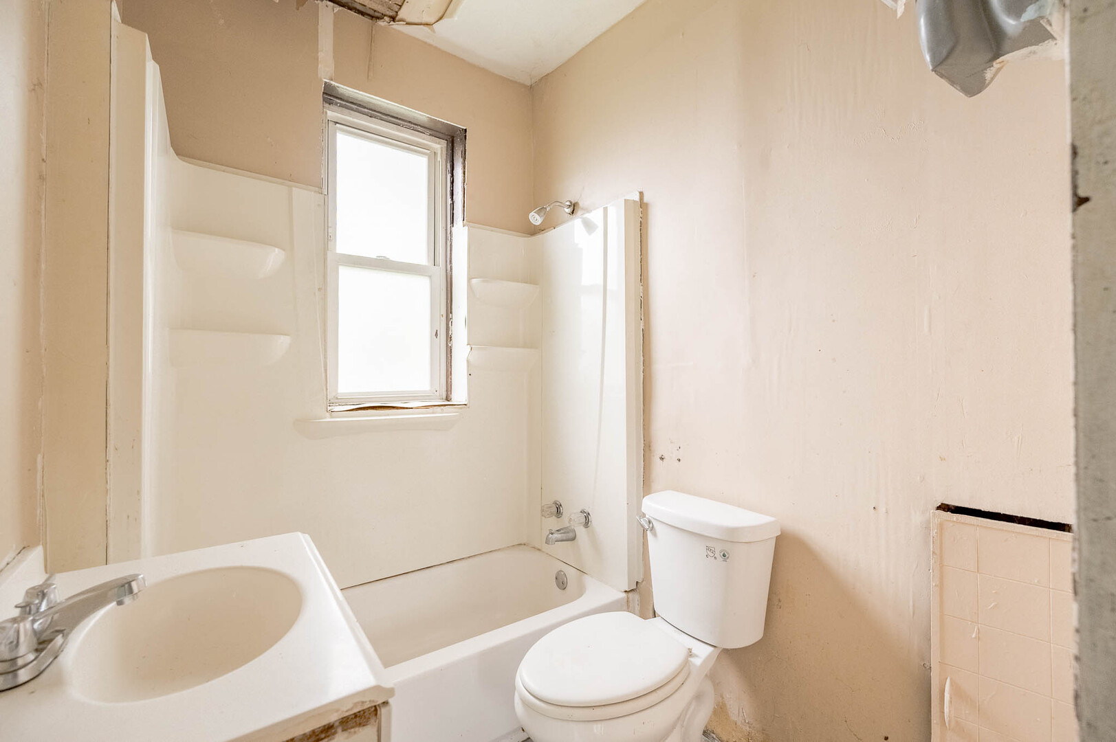 4019 W 16th Street Property Photo 10
