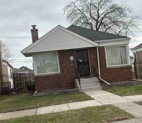 8935 S Cregier Avenue Property Photo 2