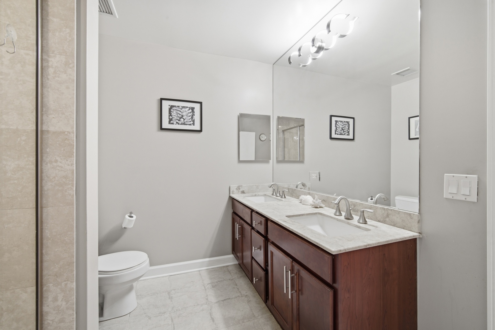 100 E 14th Street 1209 Property Photo 16