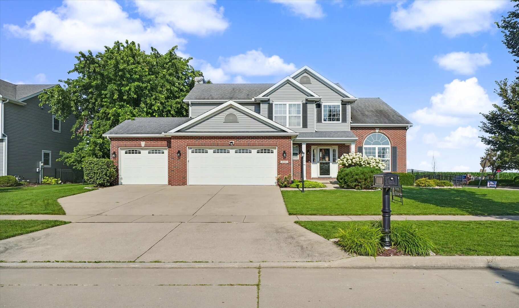 2101 Talans Drive Property Photo 2