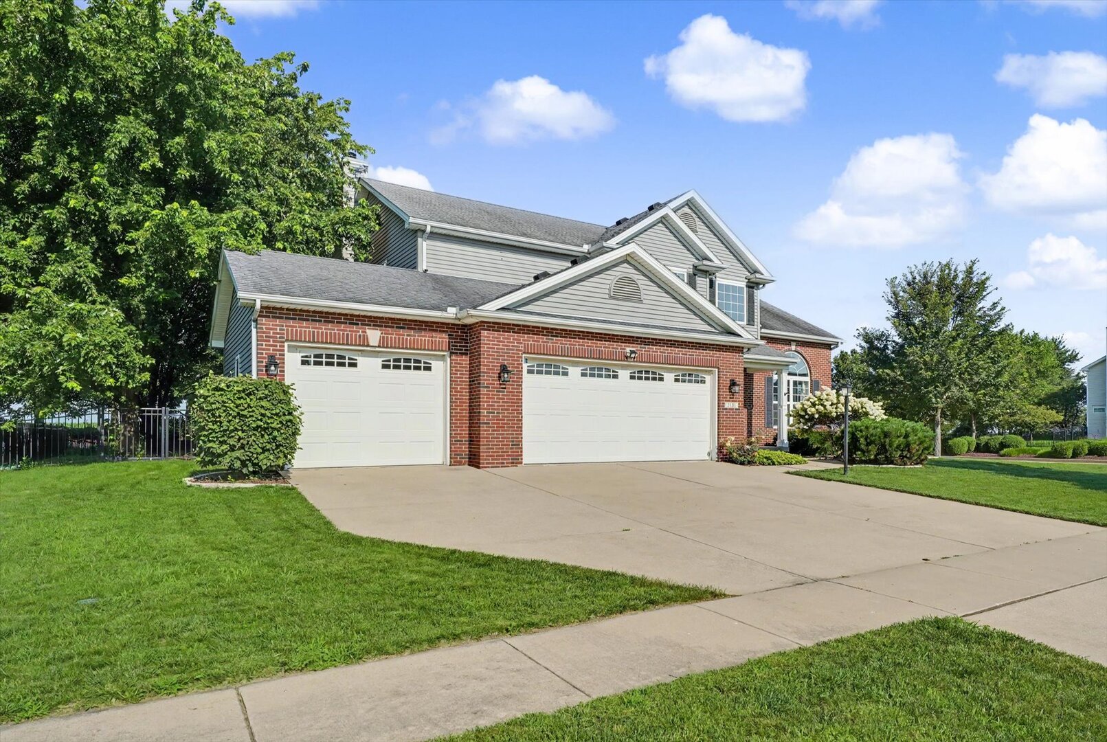 2101 Talans Drive Property Photo 3