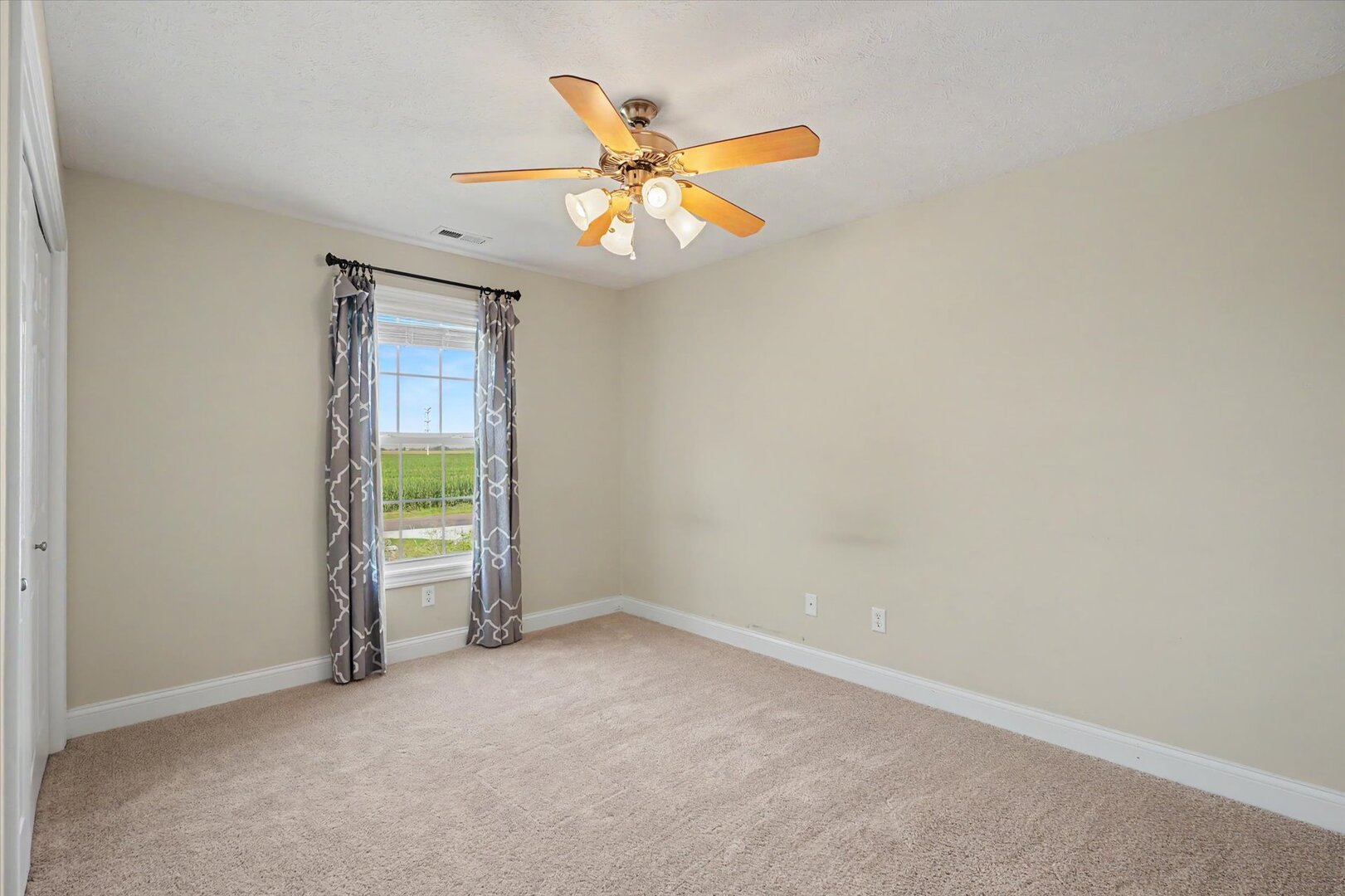 2101 Talans Drive Property Photo 36