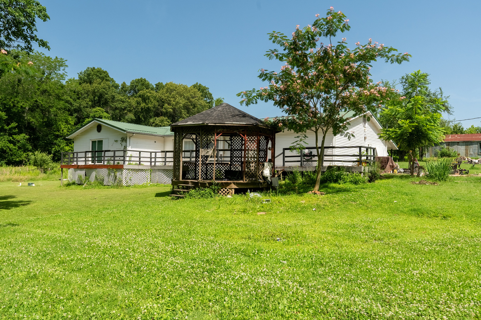 18680 Galatia Post Road Property Photo 8