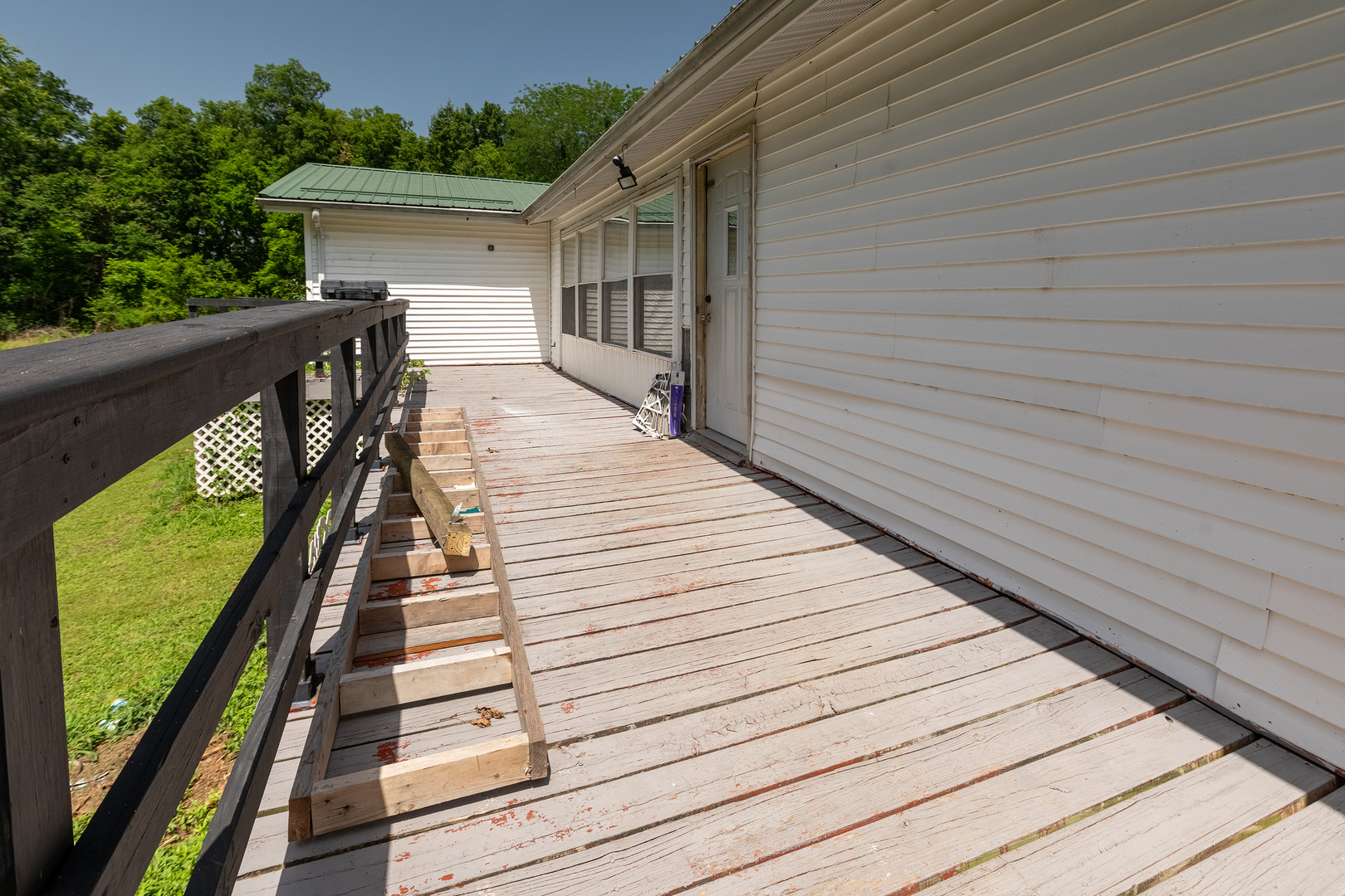 18680 Galatia Post Road Property Photo 9