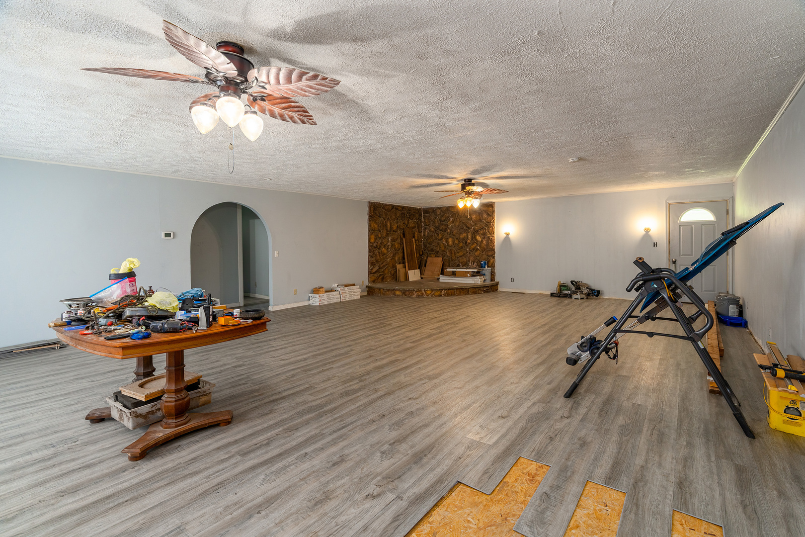 18680 Galatia Post Road Property Photo 11