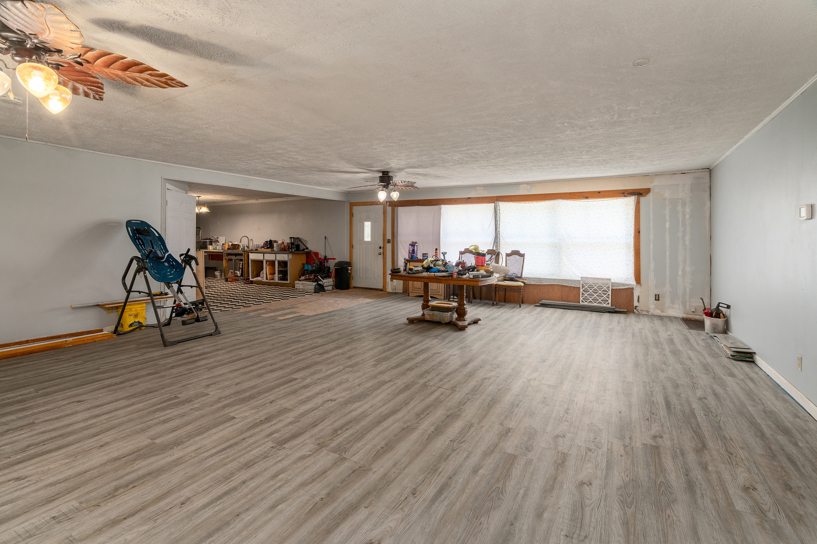 18680 Galatia Post Road Property Photo 12