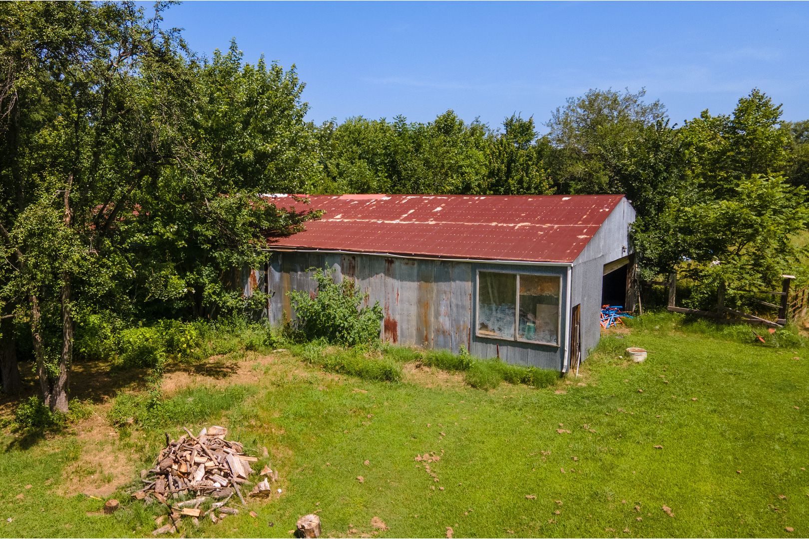 18680 Galatia Post Road Property Photo 42