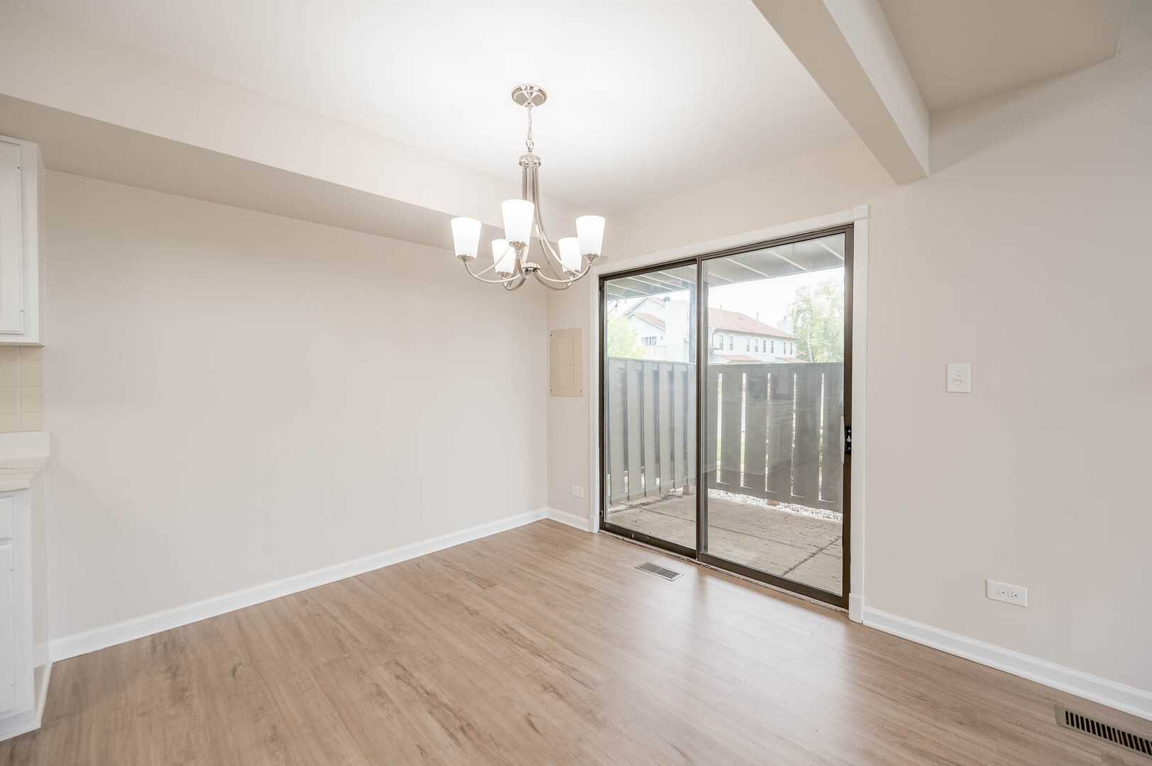 1224 Clematis Drive Property Photo 4
