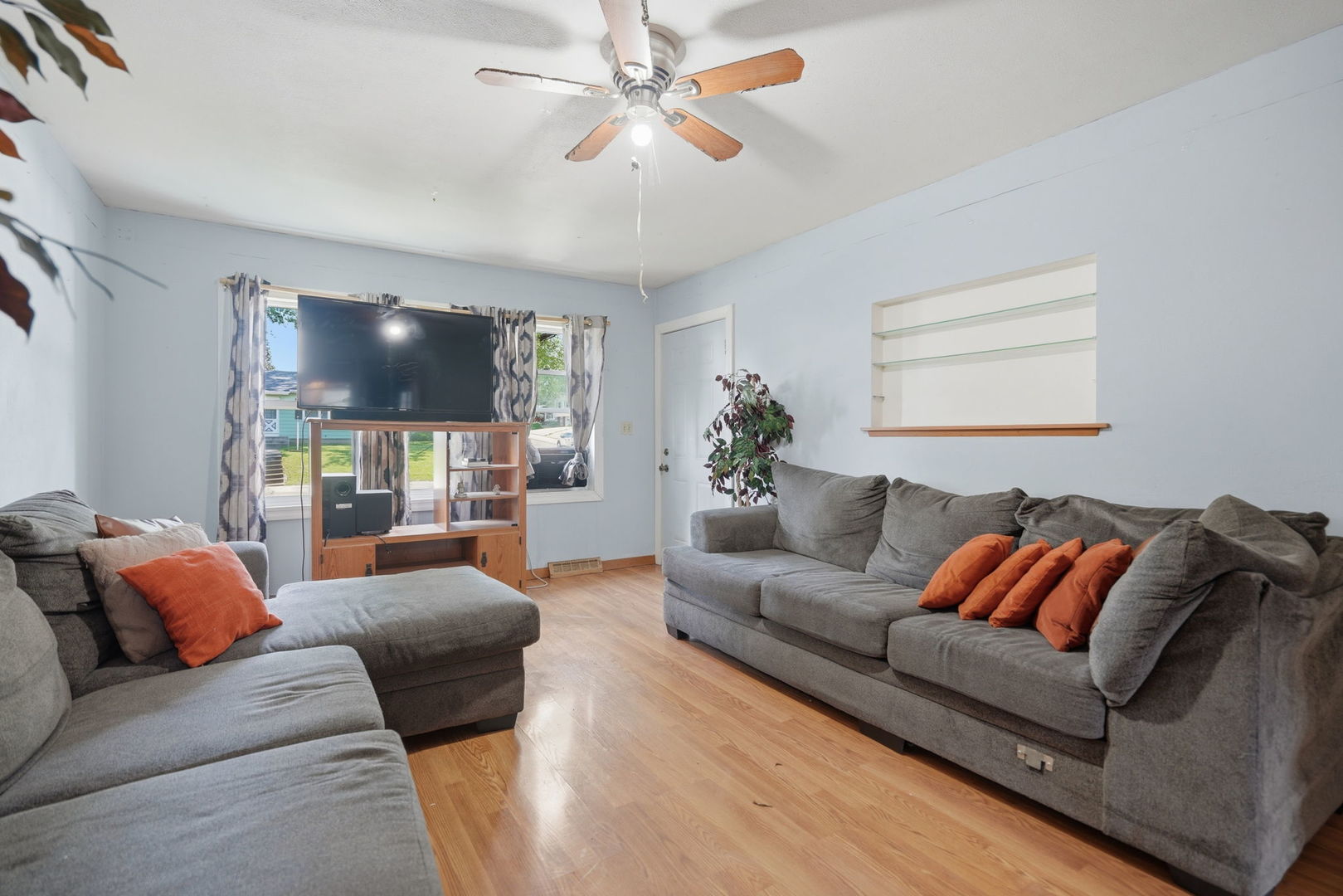 2018 W Central Park Avenue Property Photo 3