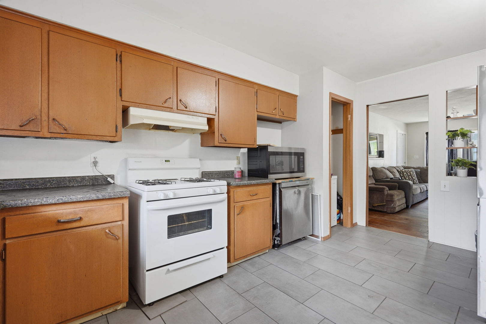 2018 W Central Park Avenue Property Photo 8