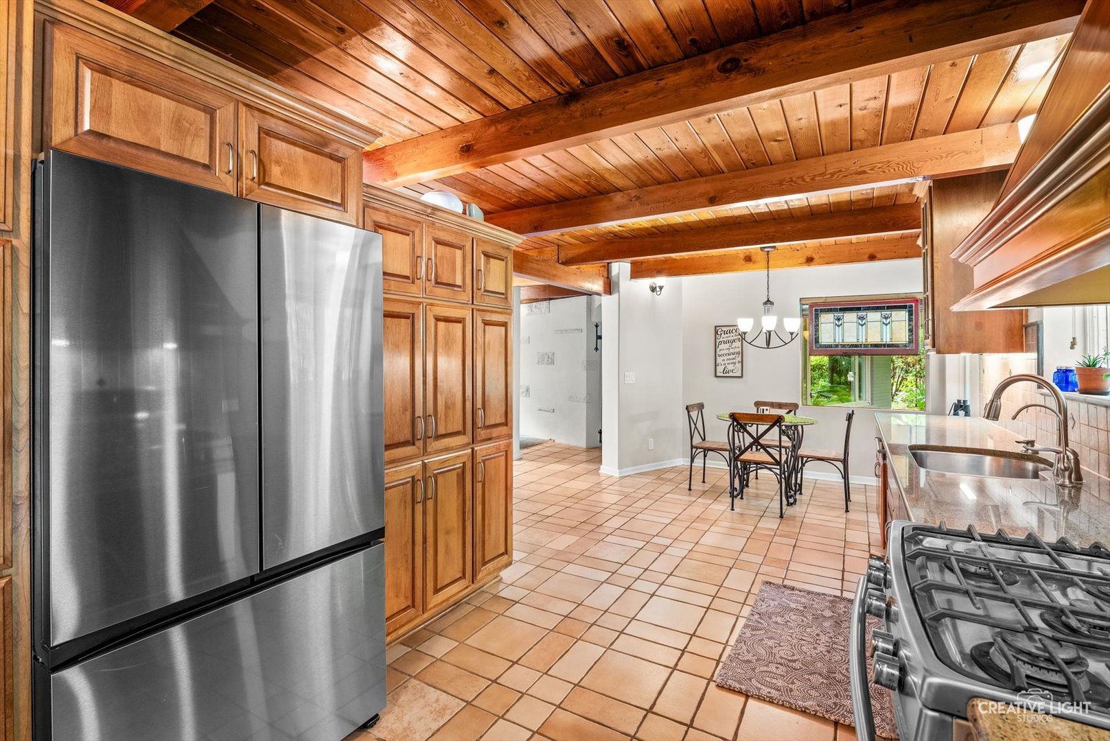24127 W Oak Lane Property Photo 10