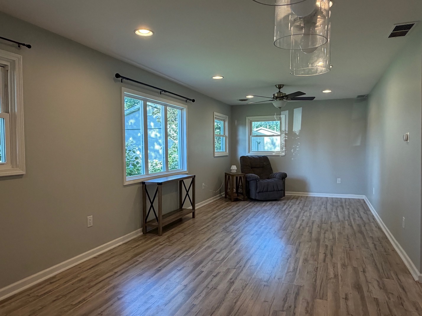 5538 W 1000 N Road Property Photo 4