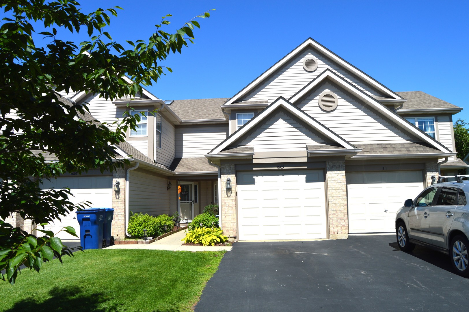 1609 Orchard Avenue Property Photo 1