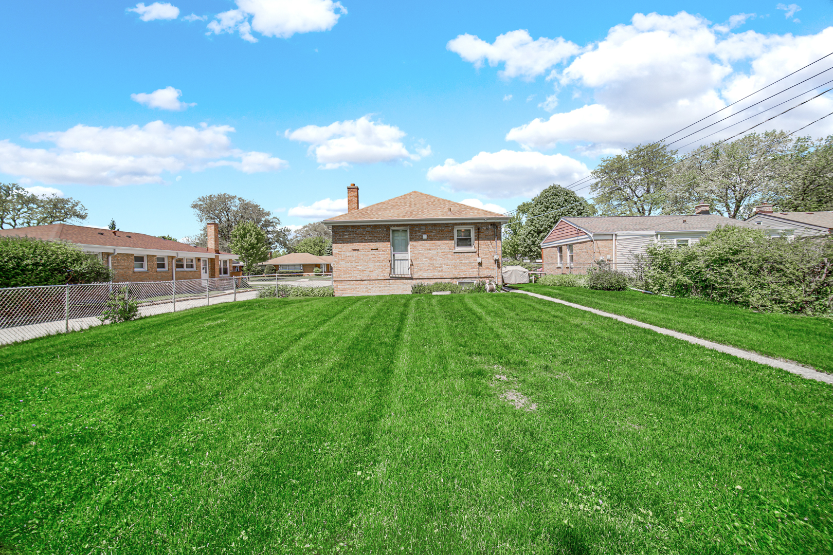 5141 W Chase Avenue Property Photo 14