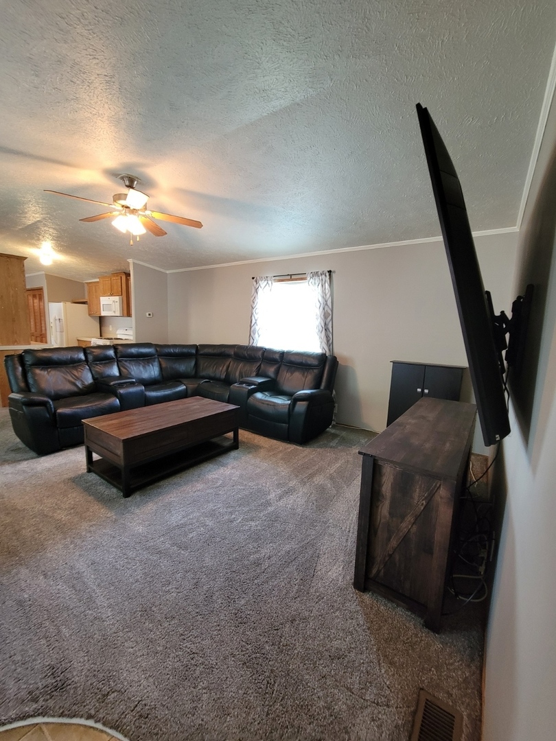 1712 Dixie Highway 105 Property Photo 4