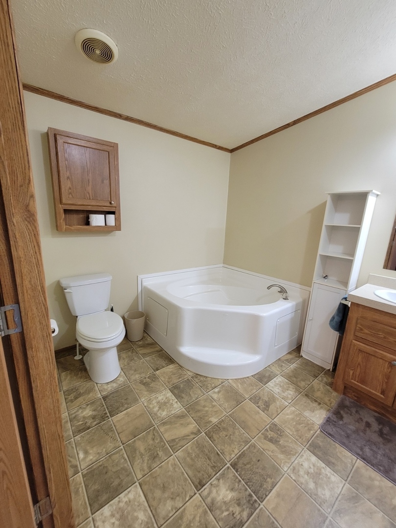 1712 Dixie Highway 105 Property Photo 9
