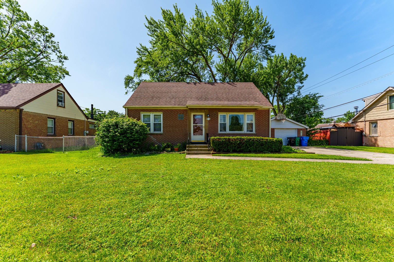 7805 Suburban Lane Property Photo 1
