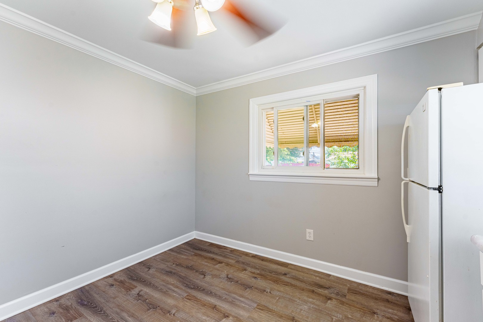 7805 Suburban Lane Property Photo 10