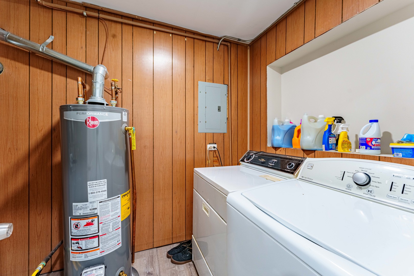 7805 Suburban Lane Property Photo 17