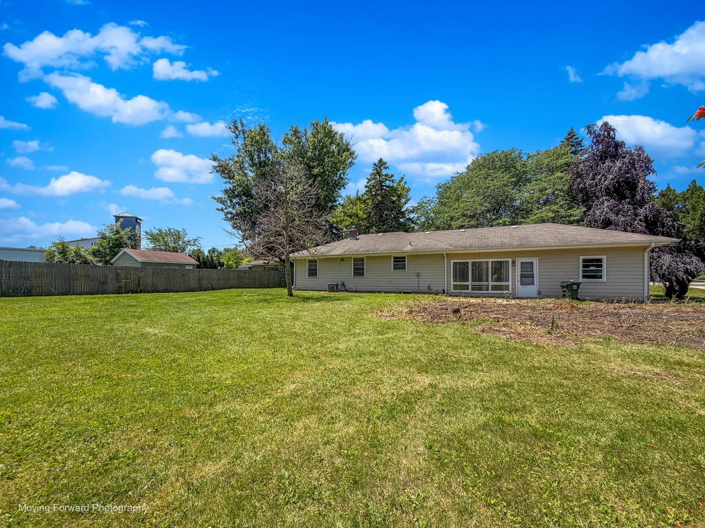 7s175 N Eola Road Property Photo 13