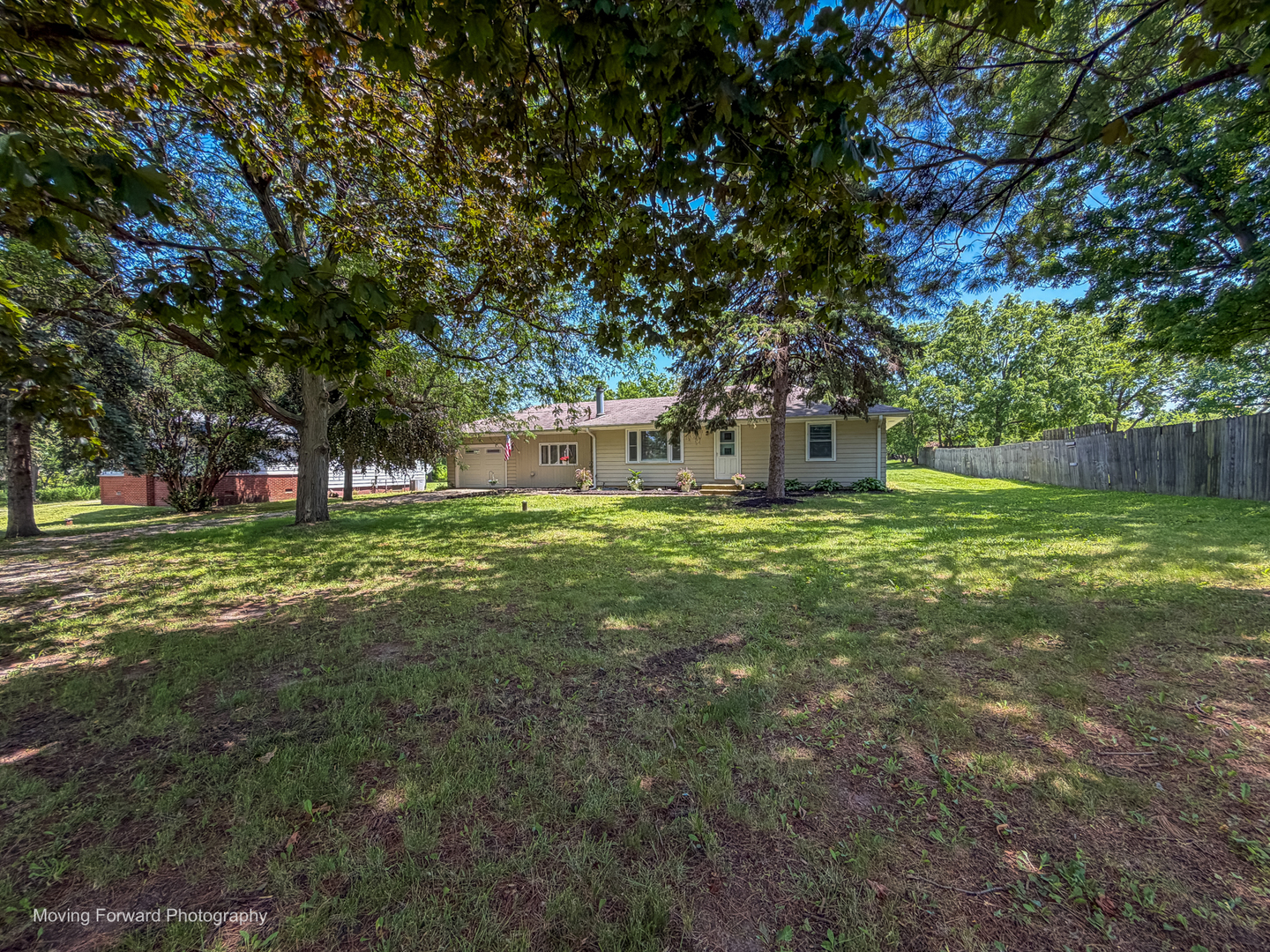 7s175 N Eola Road Property Photo 17