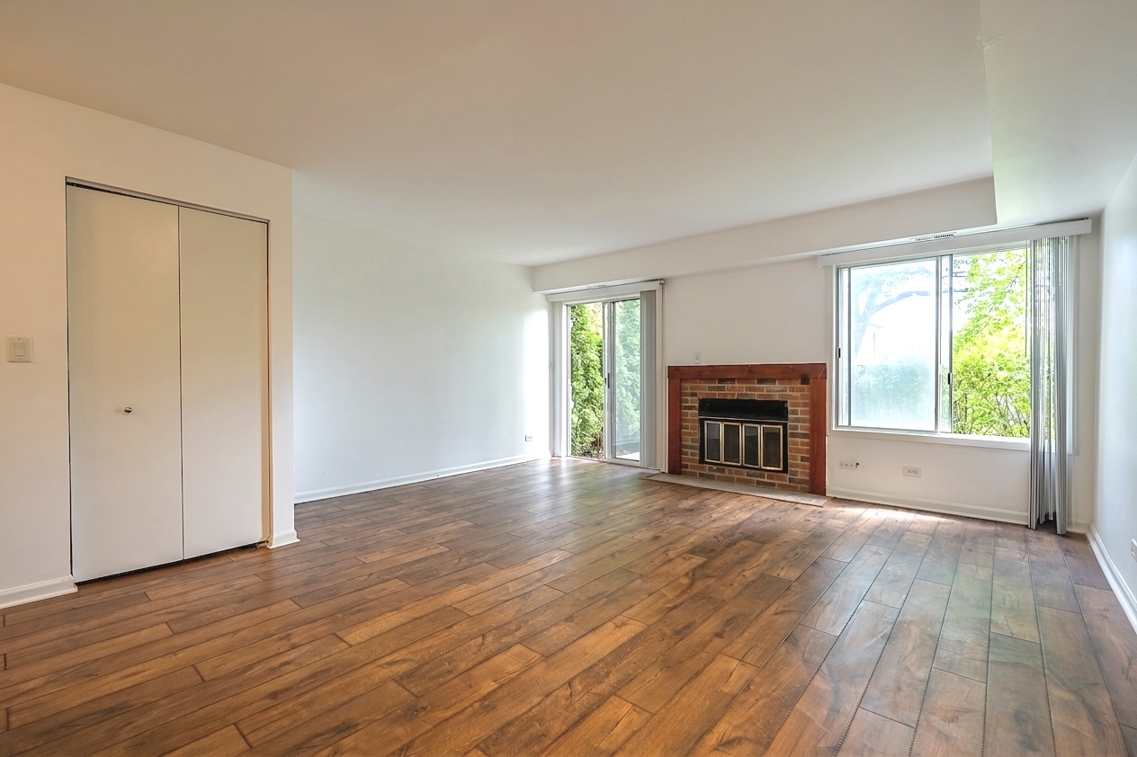 514 E Windgate Court 2d5 Property Photo 3