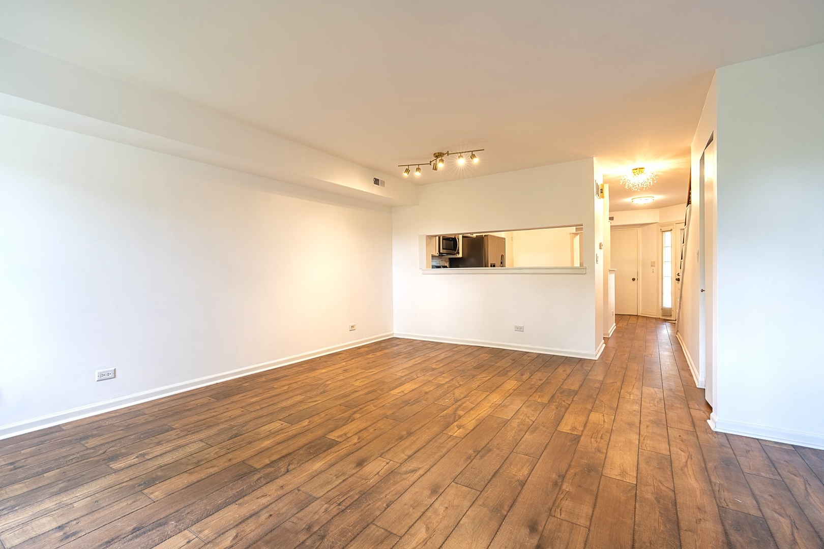 514 E Windgate Court 2d5 Property Photo 4