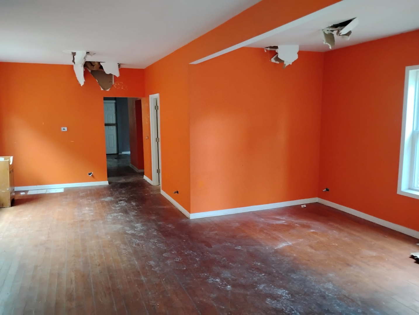 7916 S East End Avenue Property Photo 19