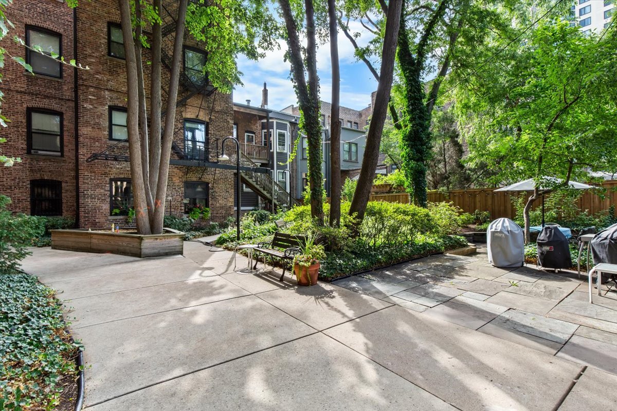 1633 E Hyde Park Boulevard 1d Property Photo 18