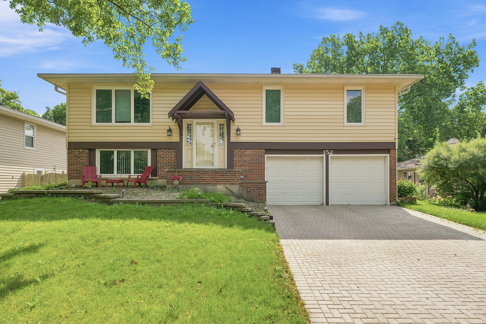152 S Lancaster Drive Property Photo 1