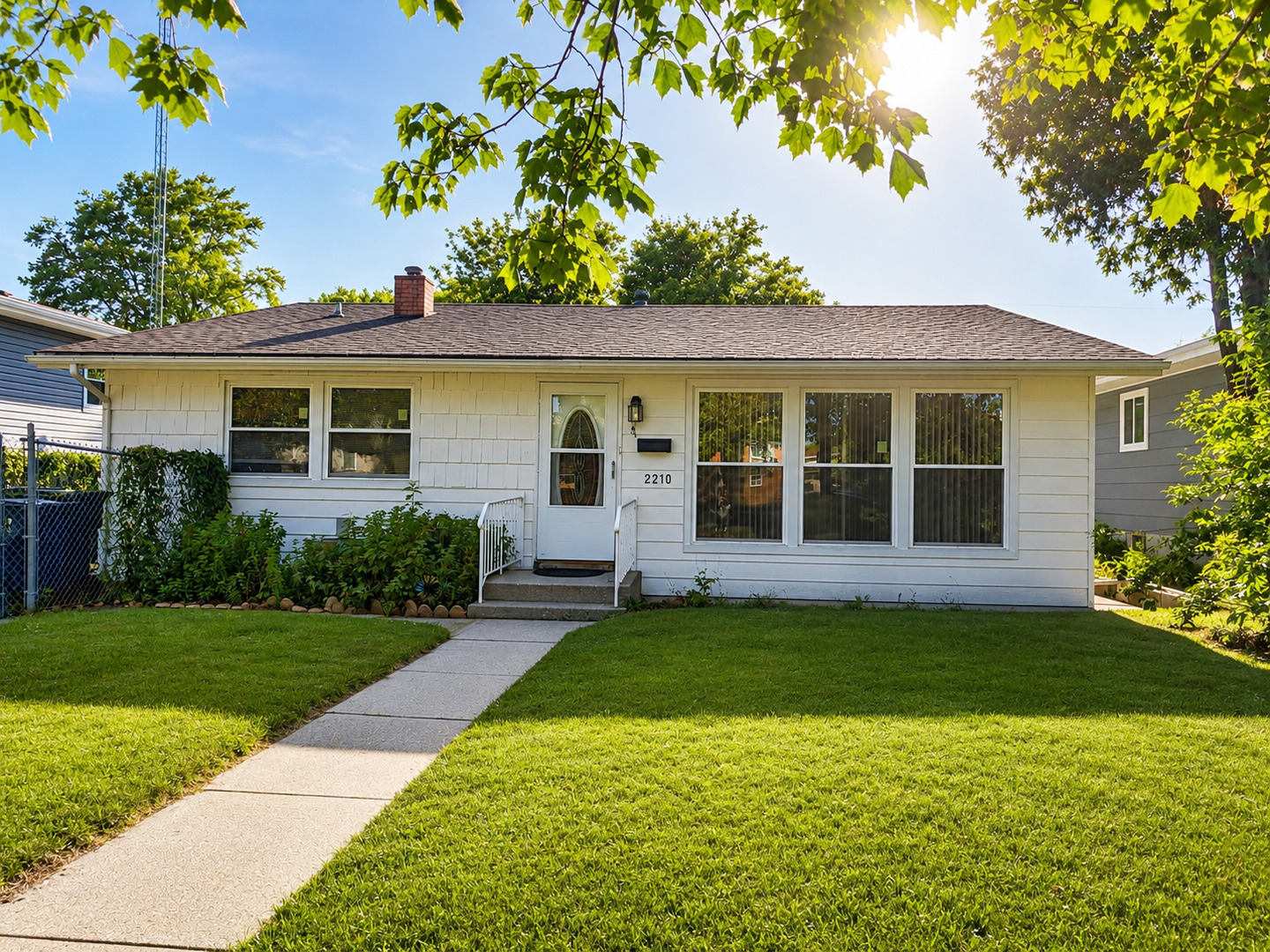 2210 Hermon Avenue Property Photo 1