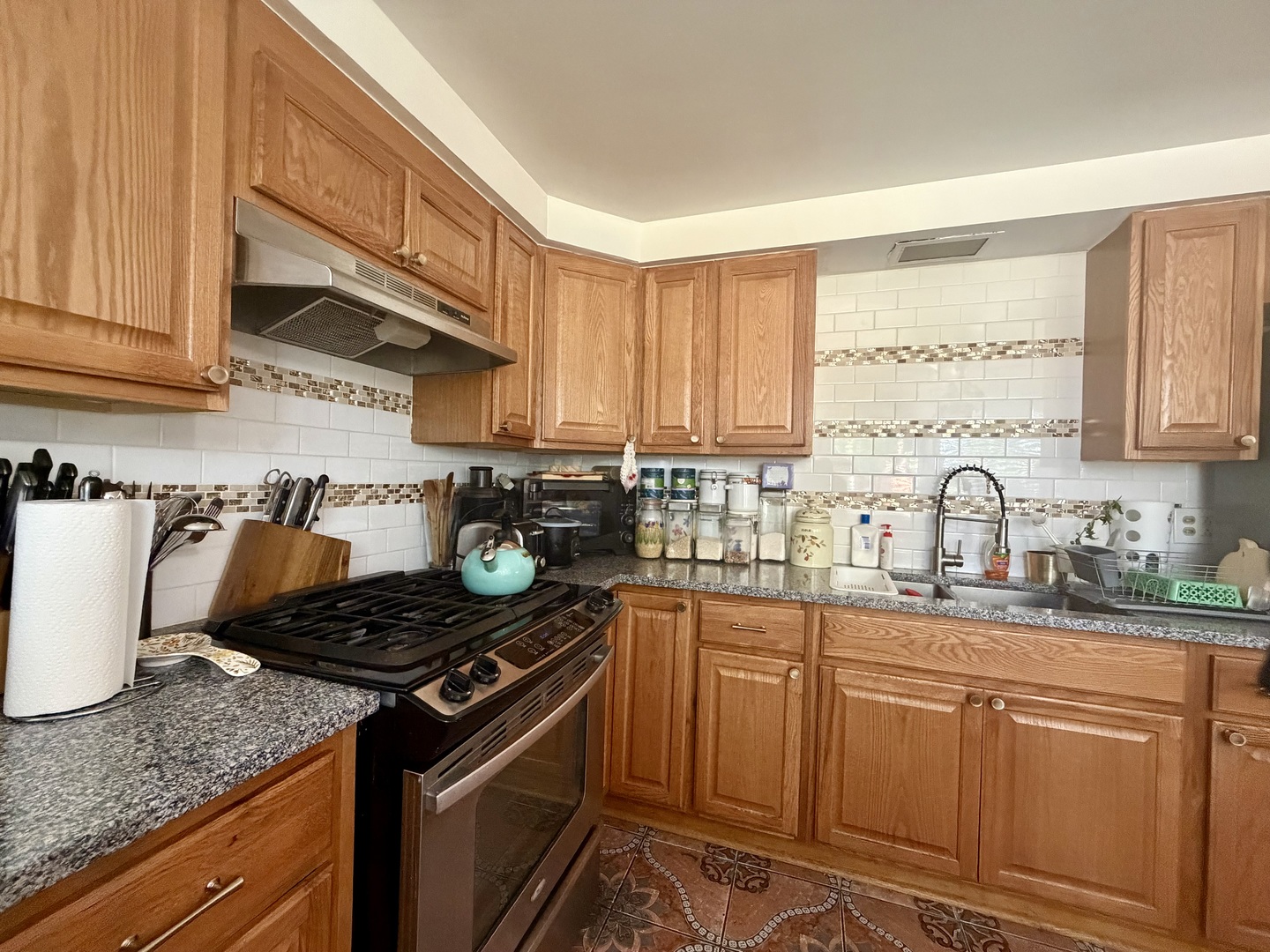 2210 Hermon Avenue Property Photo 7