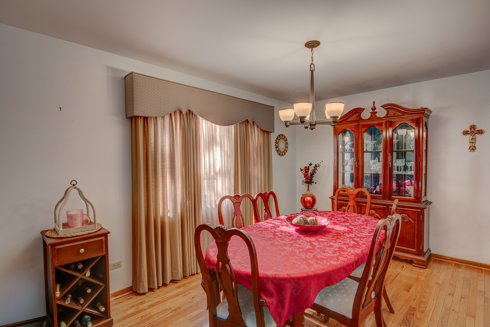 1960 185th Street Property Photo 7