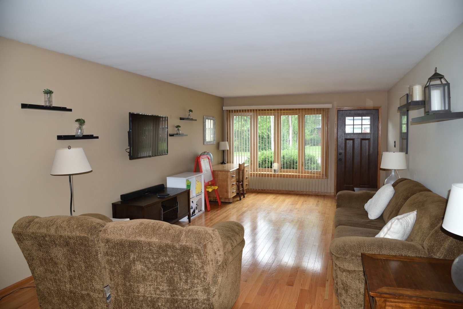 14230 Keeler Avenue Property Photo 4