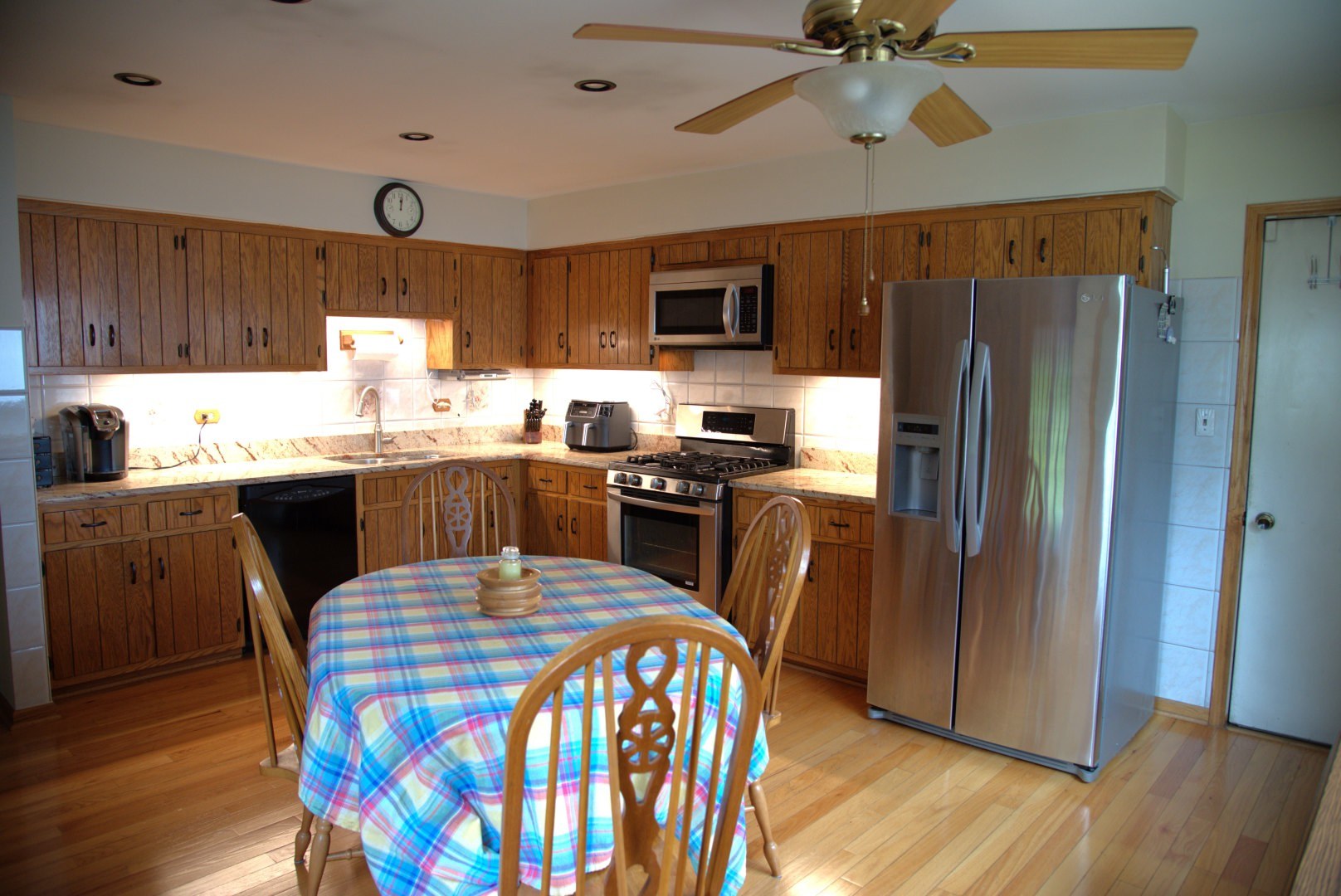 14230 Keeler Avenue Property Photo 6