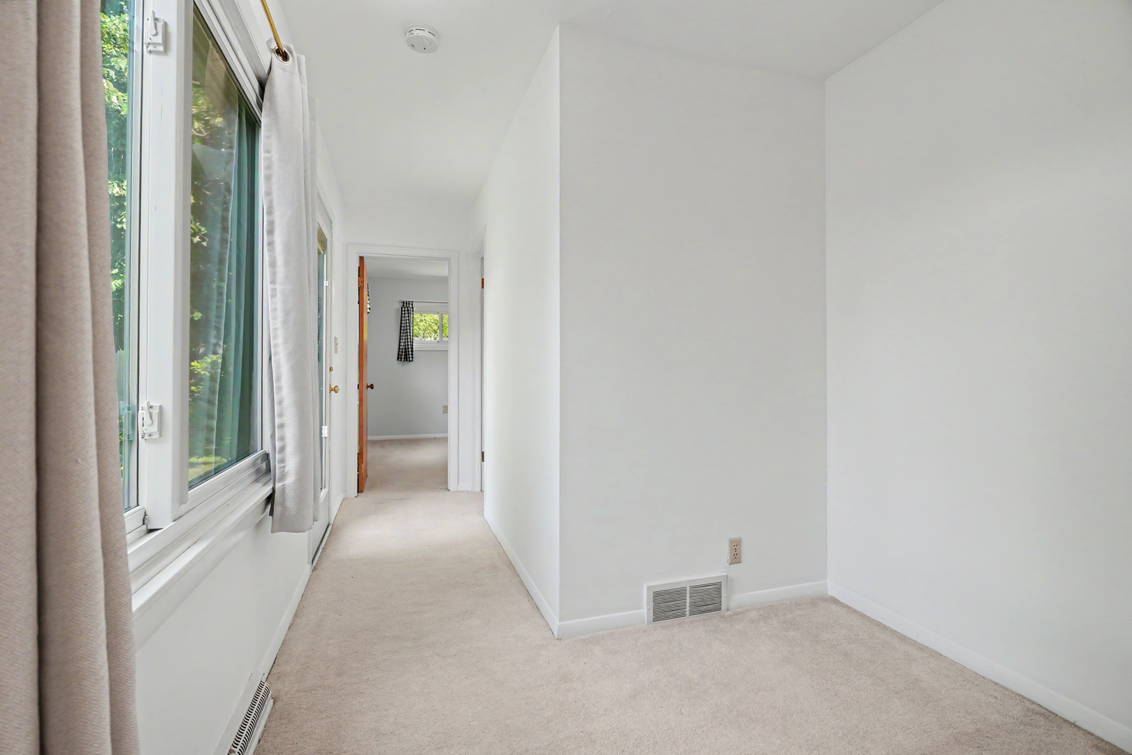 718 Dover Place Property Photo 23