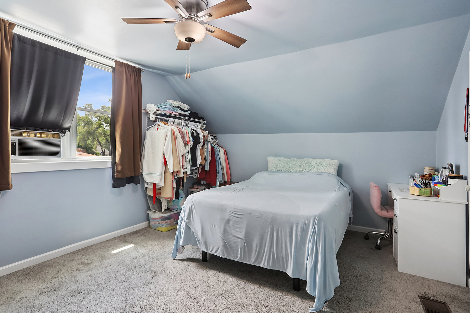 815 Oneida Street Property Photo 18