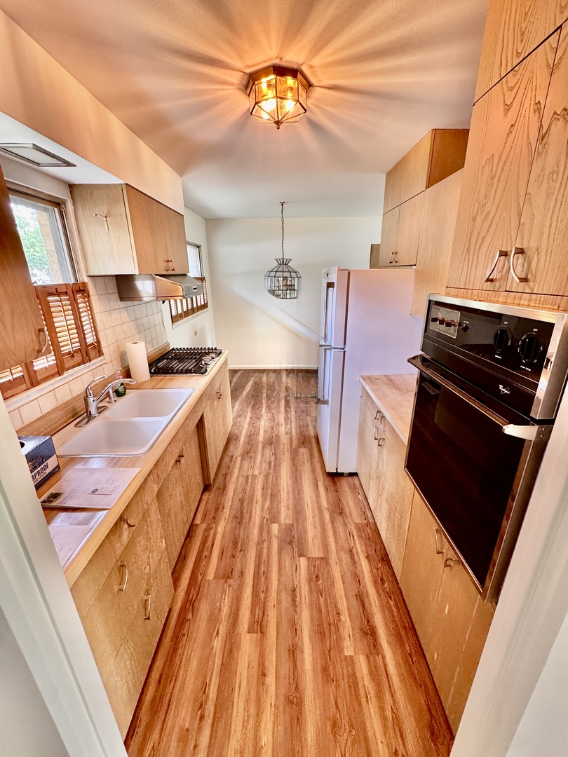 4707 Fairview Avenue Property Photo 5