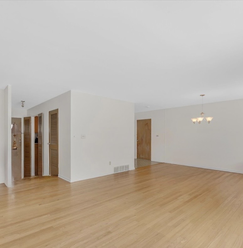 4707 Fairview Avenue Property Photo 9