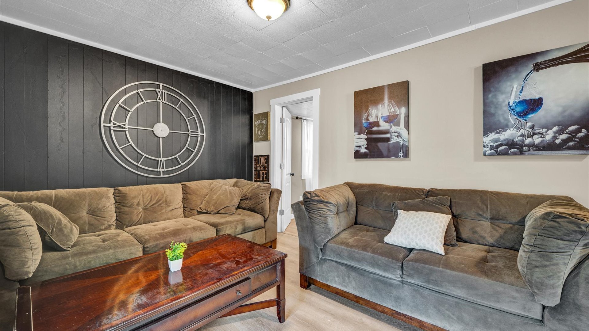 340 Forrest Drive Property Photo 13